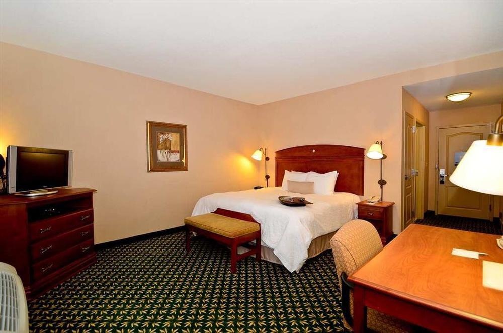 Hotel Hampton