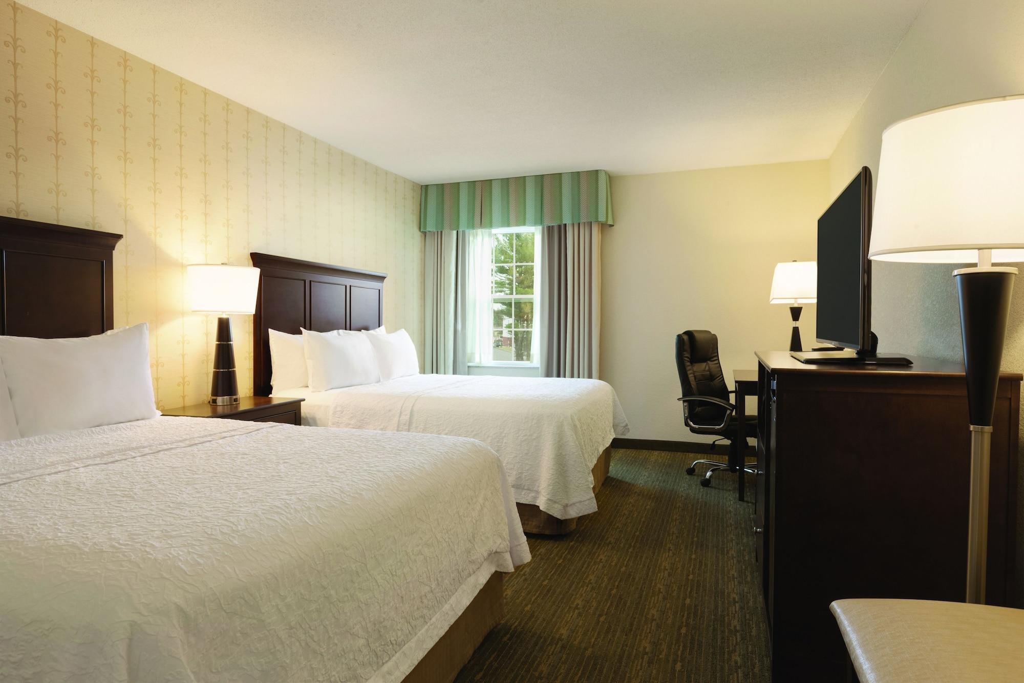Hampton 3*